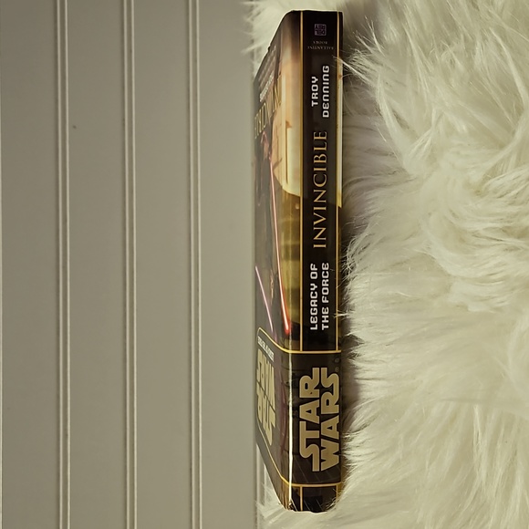 Star Wars Legacy of the Force. Invincible book - Picture 2 of 7